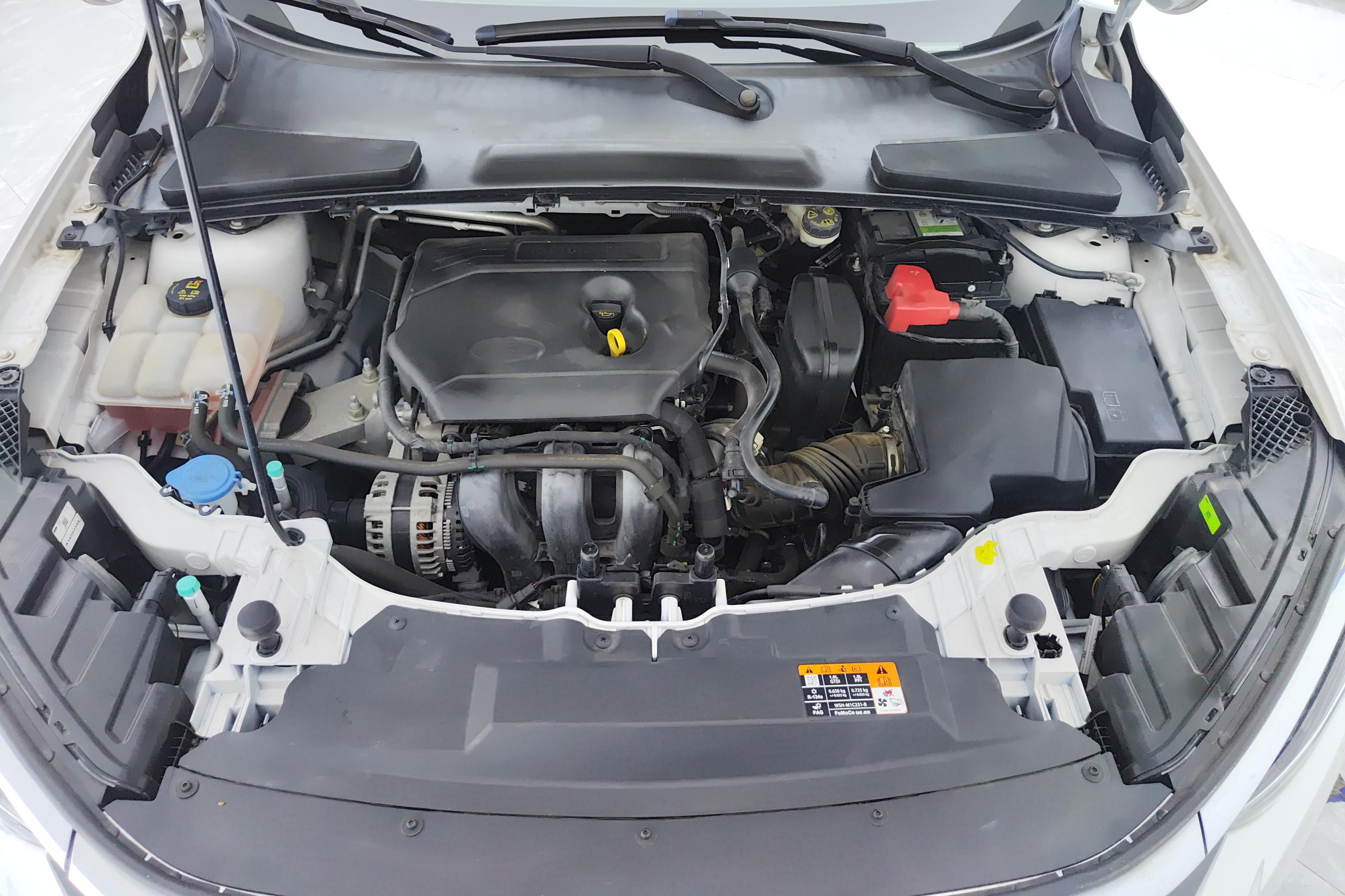 Ford Escort 2021 #25 Ford Escort 2021 immagine di auto #25