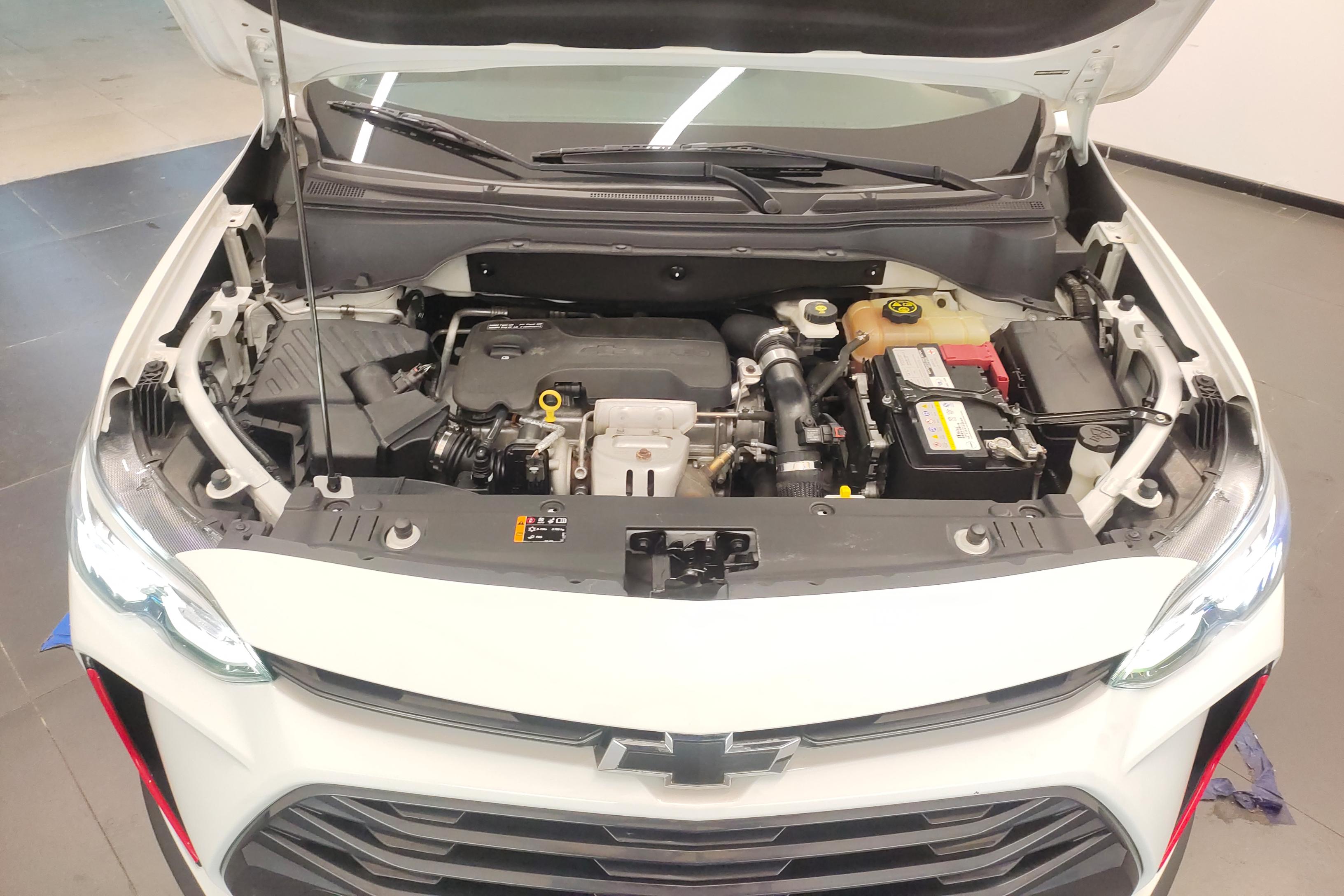 Chevrolet Orlando 2018 #25 Chevrolet Orlando 2018 car image #25