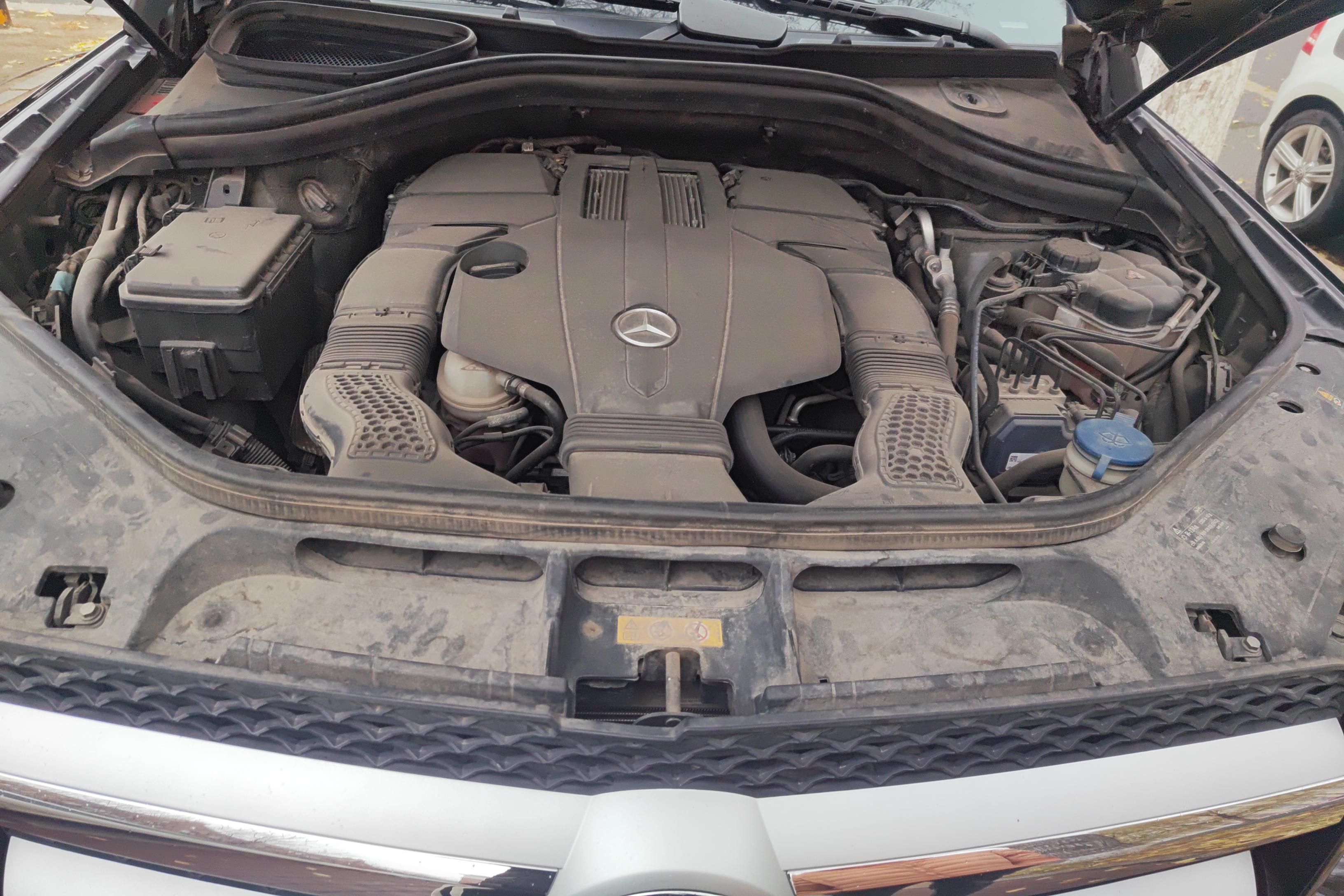 Mercedes-Benz GL Class 2015 immagine di auto #25