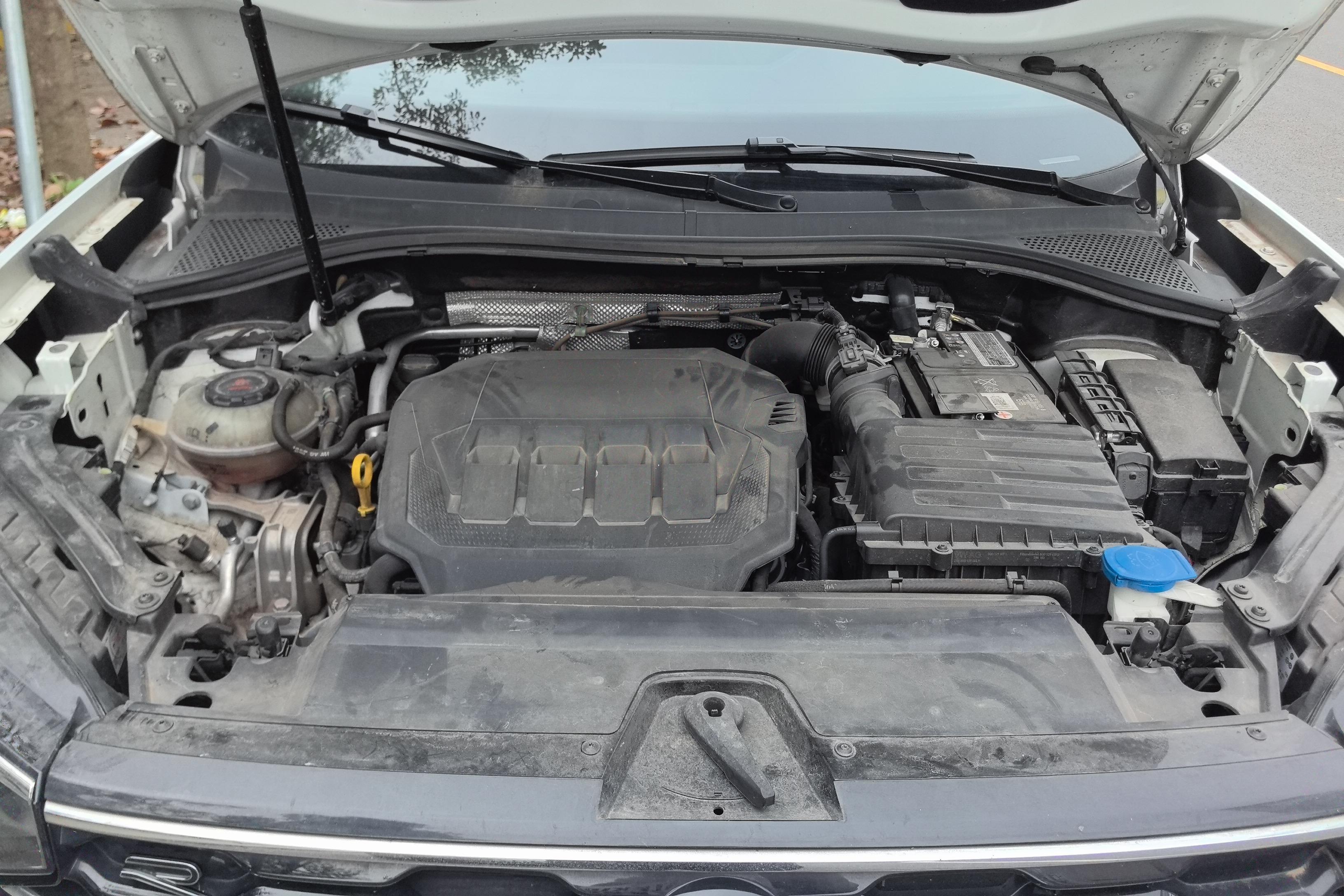 Volkswagen Tayron X 2022 #25 Volkswagen Tayron X 2022 car image #25