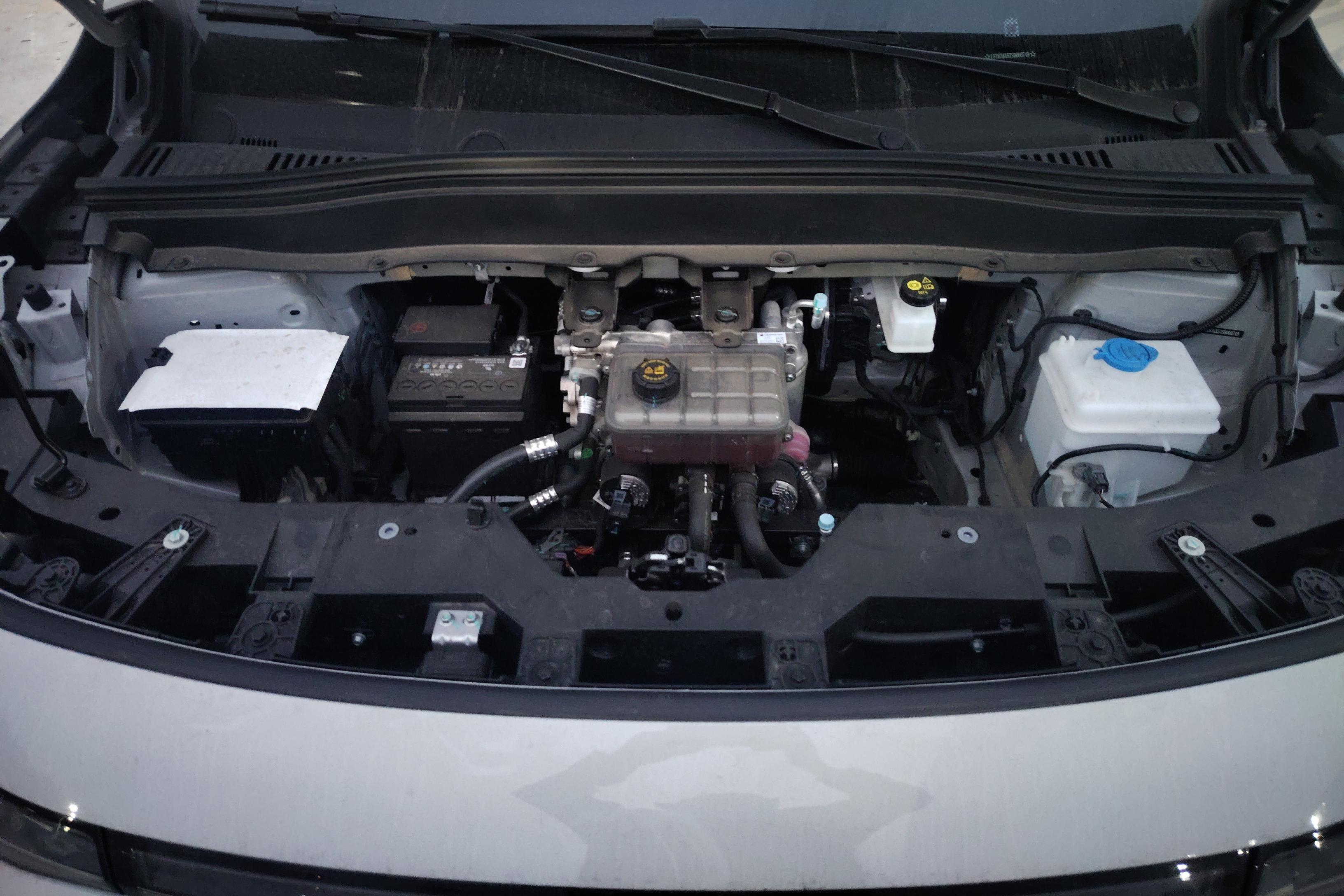 零跑汽车 零跑B10 2025 汽车图片 #25