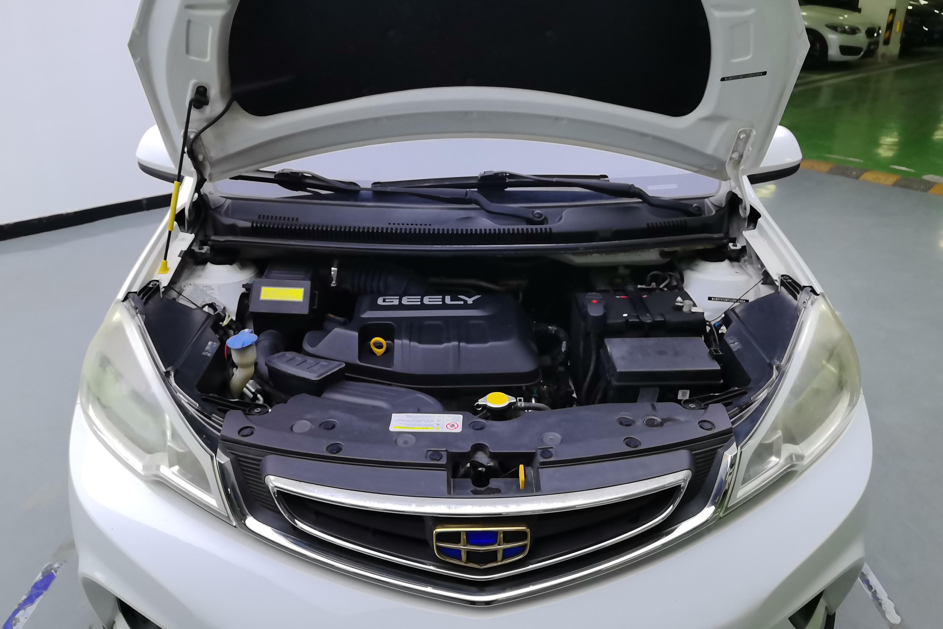 GEELY Vision X1 2018 immagine di auto #25