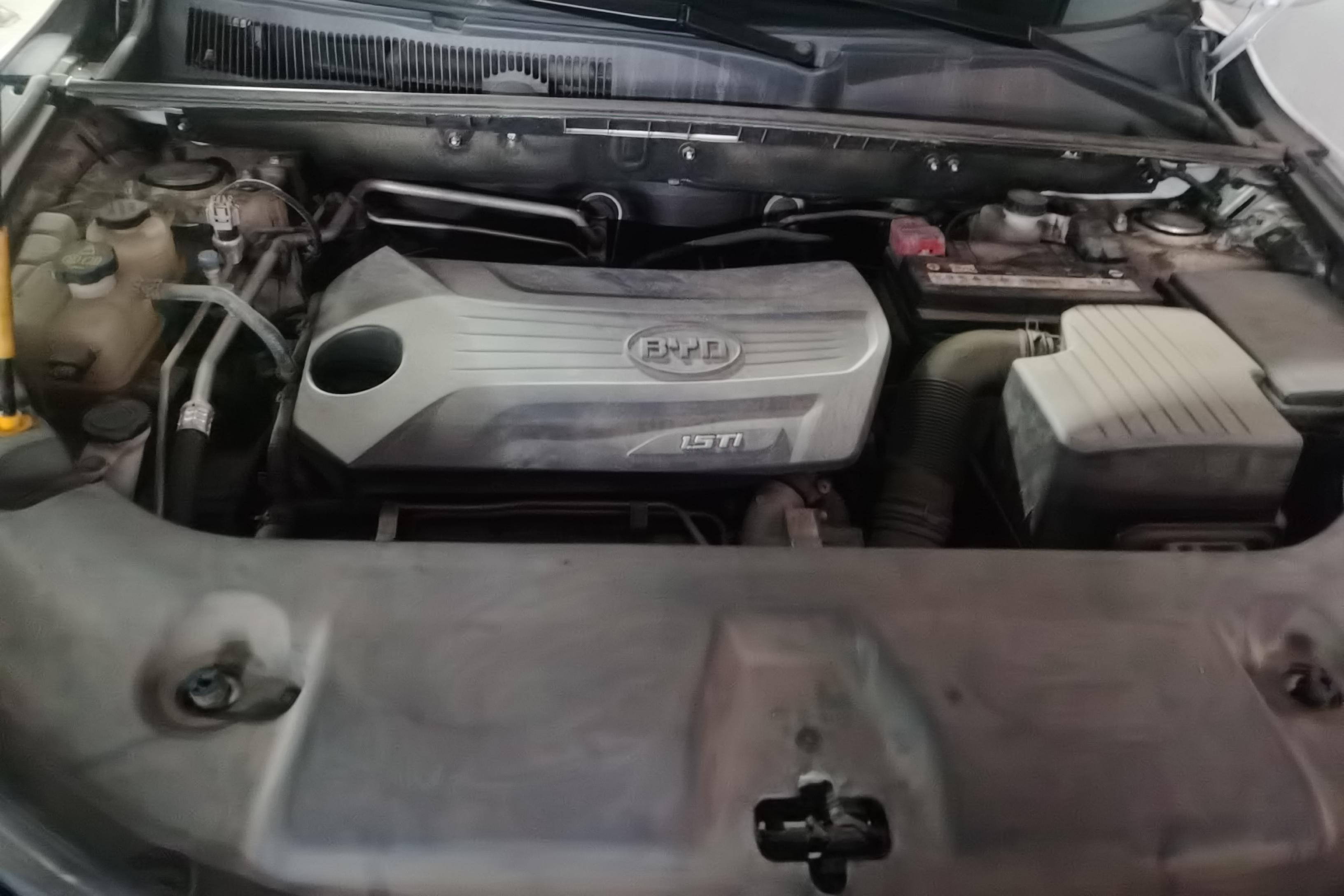 BYD Song 2018 car image #25