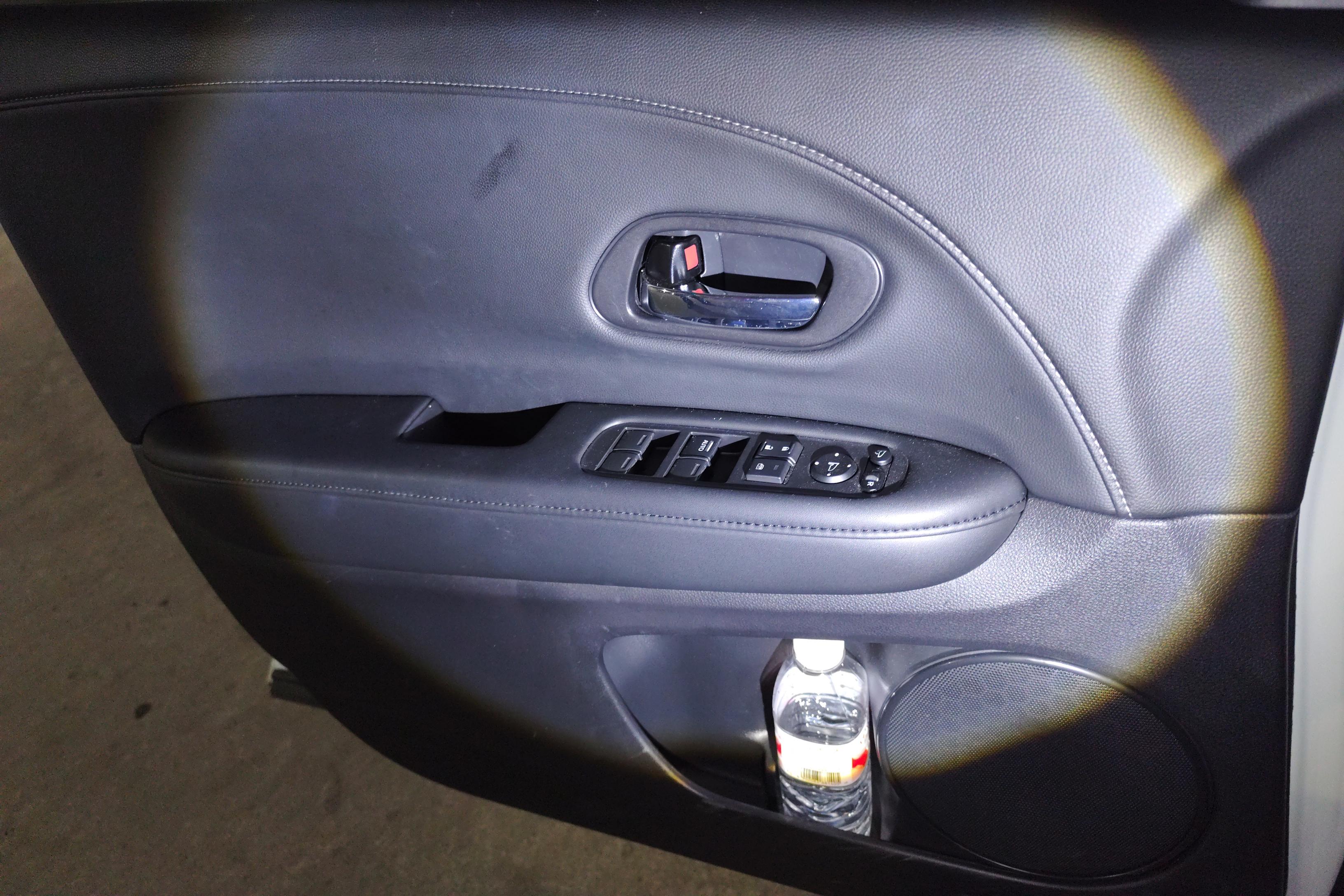 Honda VEZEL 2021 car image #25