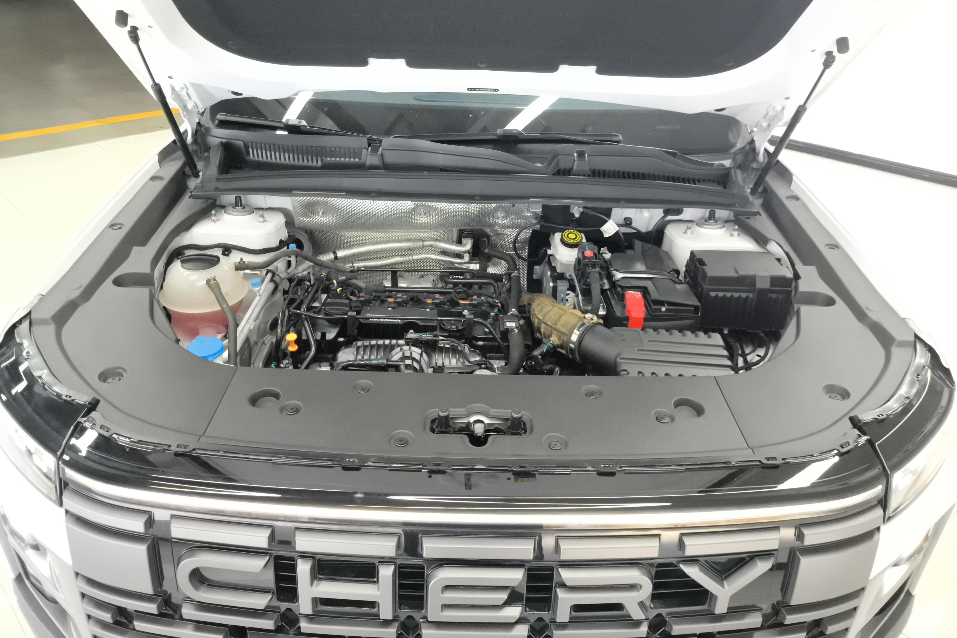 Chery Exploration 06 2024 immagine di auto #25