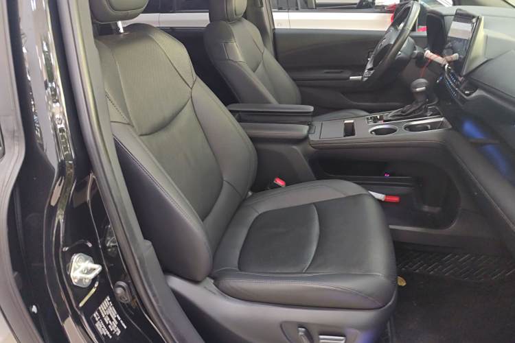 Toyota Sienna 2022 #25 Toyota Sienna 2022 car image #25