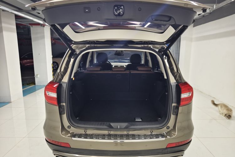 Haval H8 2018 car image #25