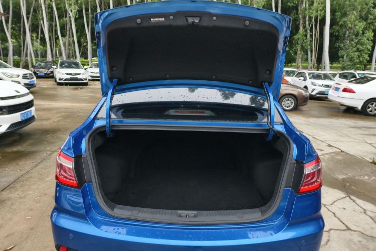 Changan Eado DT 2018 car image #25