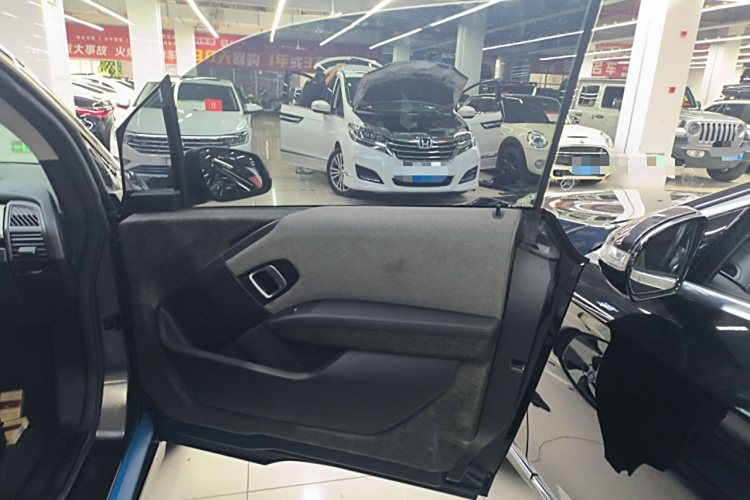 BMW i3 (Imported) 2018 immagine di auto #25