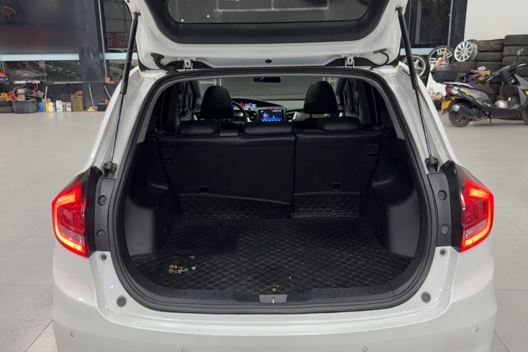 Honda Jade 2017 car image #25