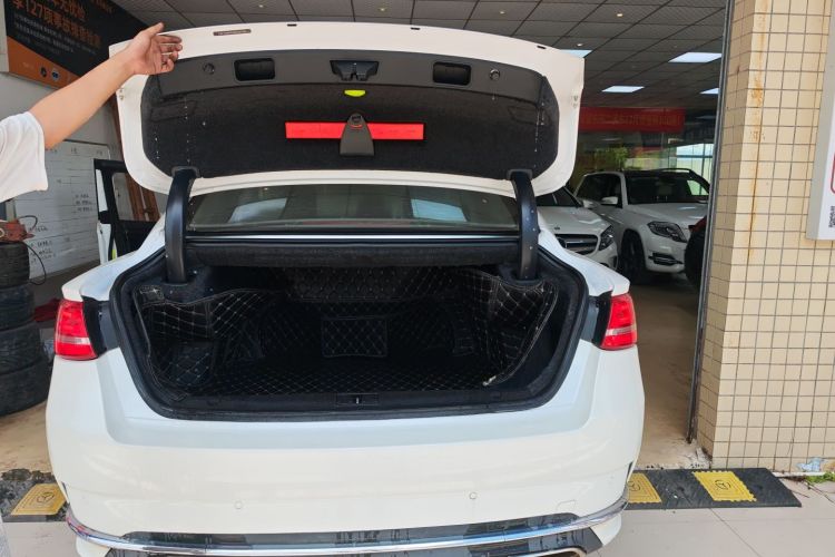 GEELY Ulion 2017 #25 GEELY Ulion 2017 immagine di auto #25