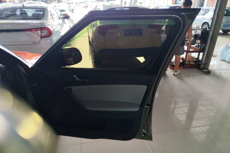 Skoda Yeti (Imported) 2019 car image #25