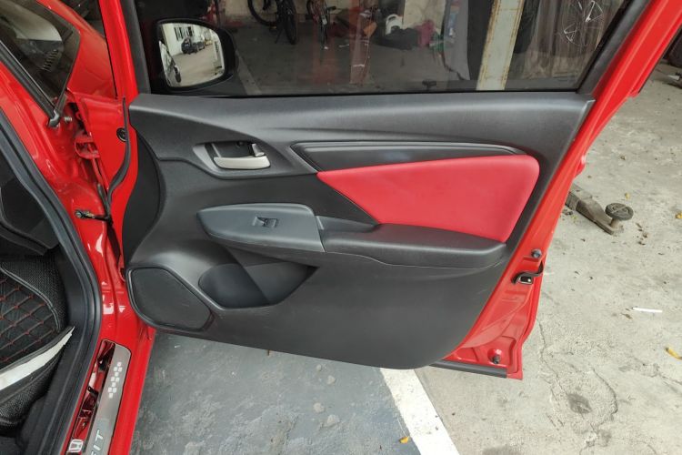 Honda Fit (Imported) 2017 #25 Honda Fit (Imported) 2017 صورة سيارة #25