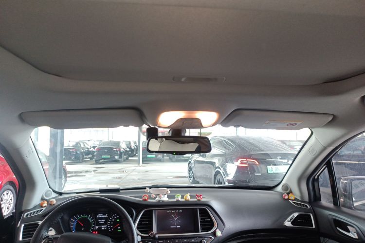 GAC Trumpchi GS4 New Energy 2018 #25 GAC Trumpchi GS4 New Energy 2018 car image #25