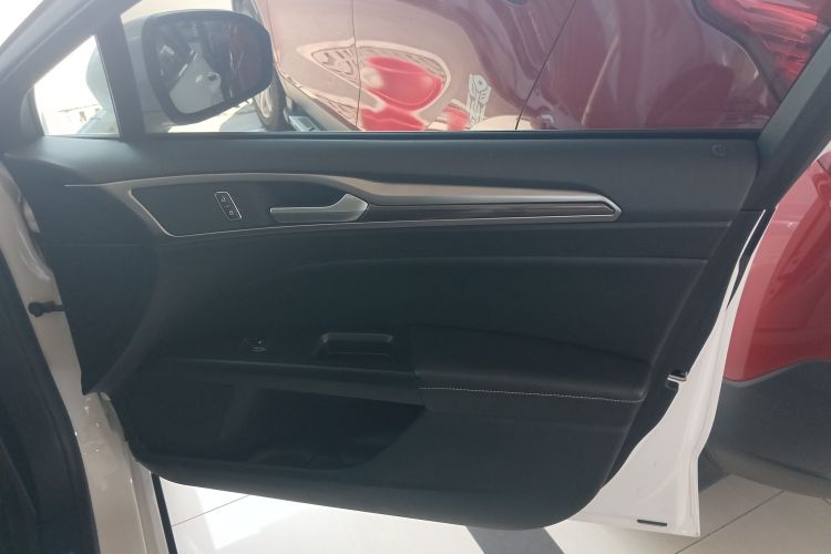 Ford Mondeo New Energy 2020 car image #25