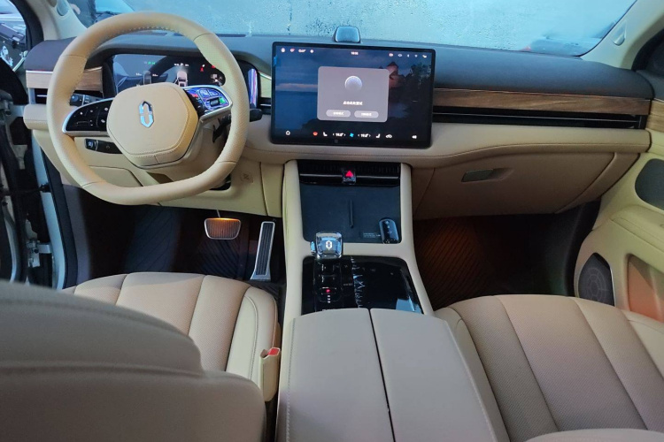 AITO 问界 问界M7 2023 汽车图片 #25