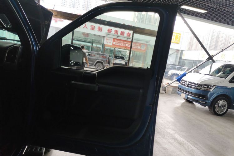 Ford F-150 Raptor 2017 #25 Ford F-150 Raptor 2017 car image #25