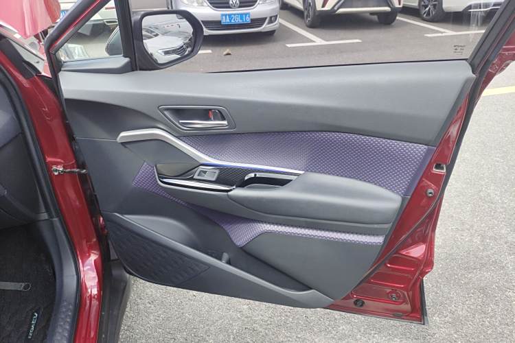 Toyota Izoa E 2020 #25 Toyota Izoa E 2020 imagen de coche #25