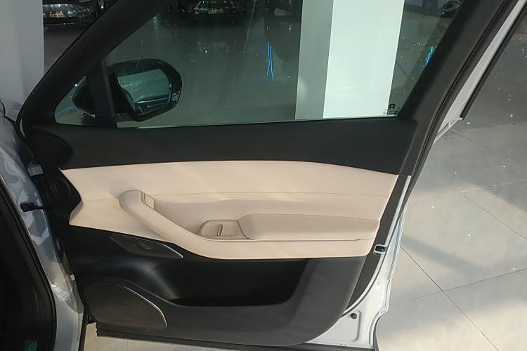 蔚来 蔚来EC7 2024 汽车图片 #25