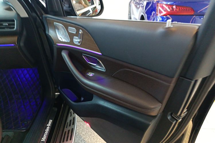 Mercedes-Benz GLE Class New Energy 2022 car image #25