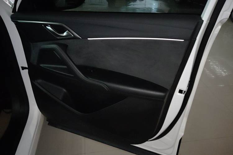 Roewe D5X DMH 2024 car image #25