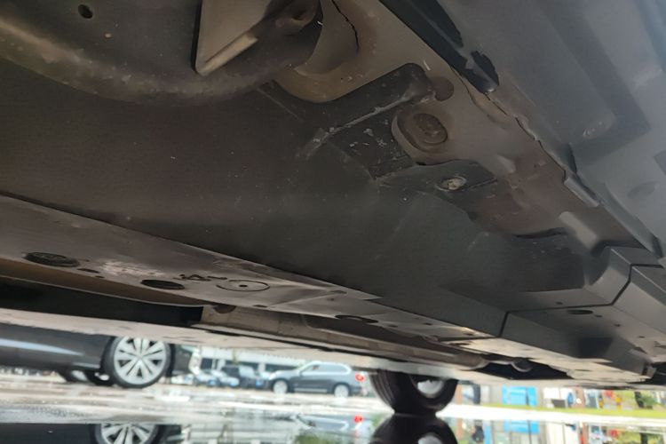 Toyota RAV4 (Imported) 2022 immagine di auto #25