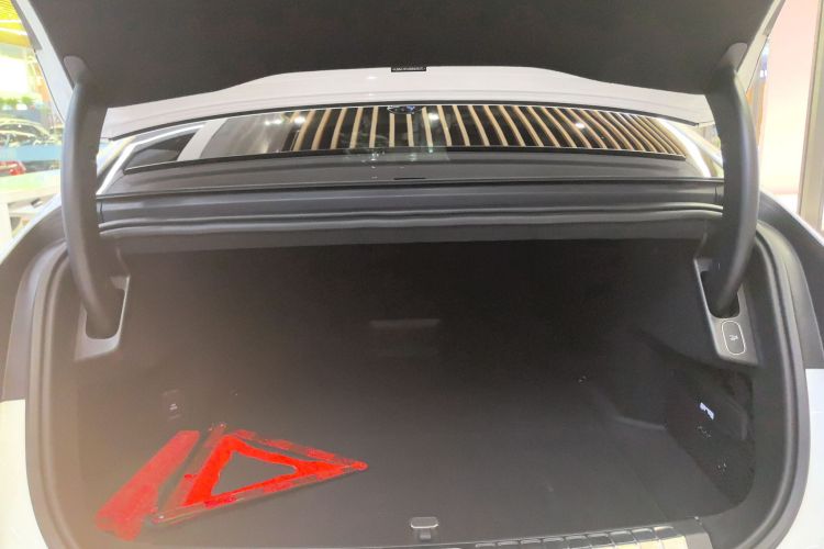 NIO ET9 2024 image de voiture #25