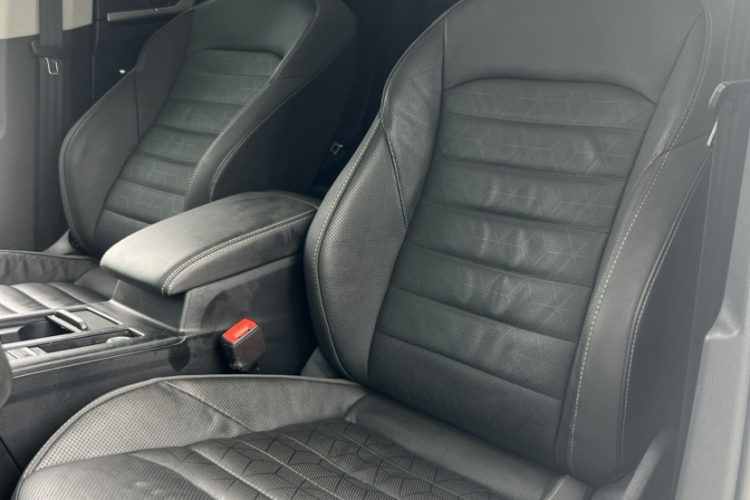 Volkswagen CC (FAW-Volkswagen) 2021 #25 Volkswagen CC (FAW-Volkswagen) 2021 immagine di auto #25