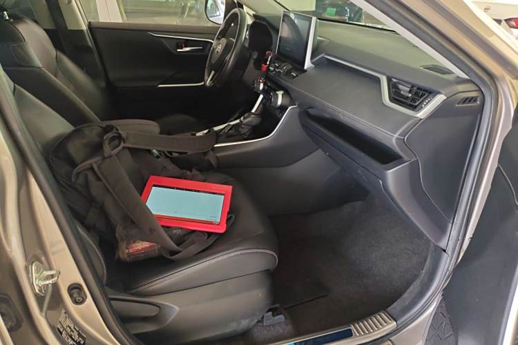 Toyota RAV4 (Imported) 2022 #25 Toyota RAV4 (Imported) 2022 immagine di auto #25