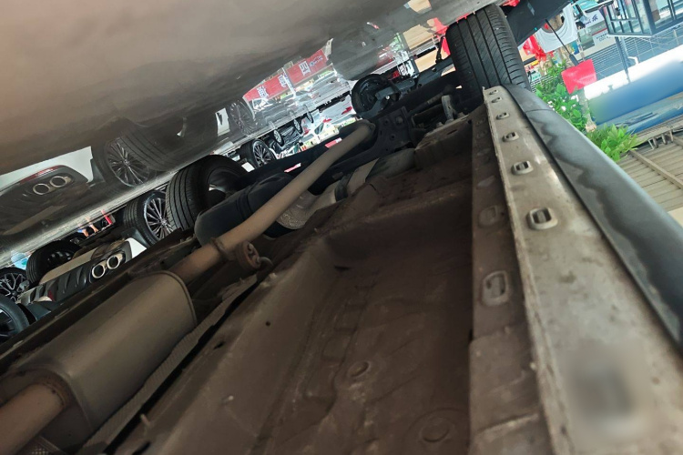 MG HS 2019 car image #25