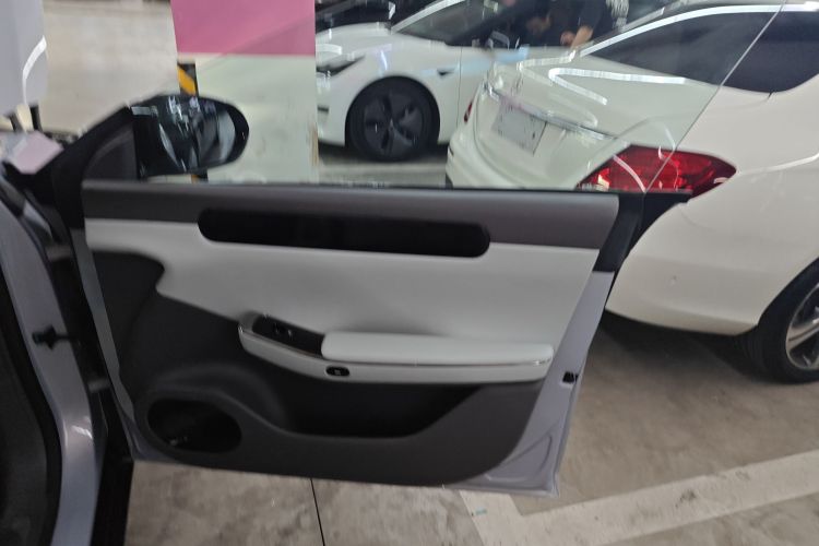 零跑汽车 零跑C01 2023 汽车图片 #25