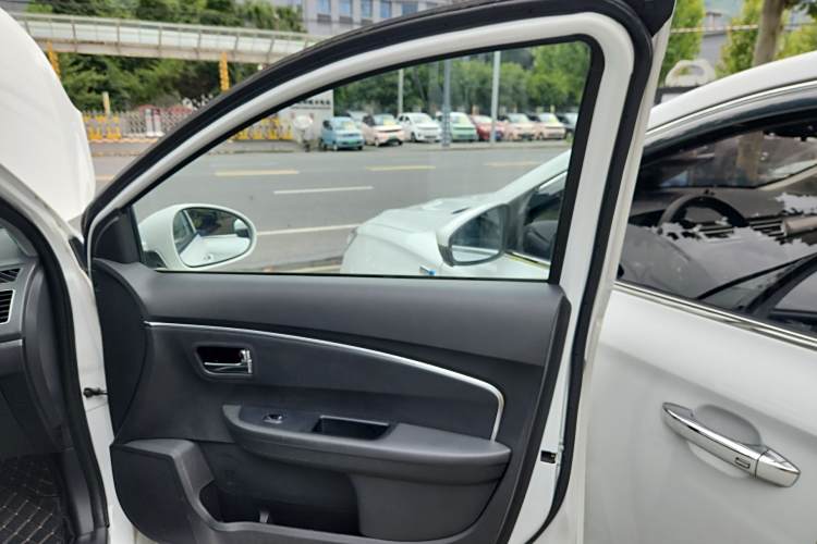 Kaiyi E3 2018 car image #25