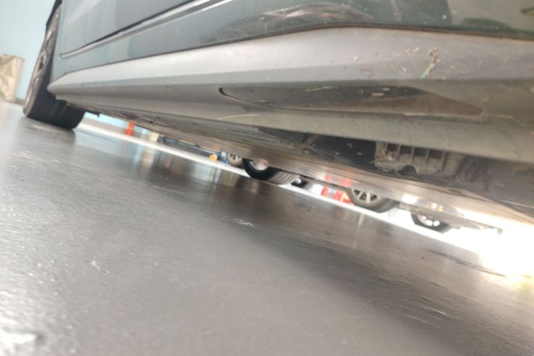 BMW i4 M50 2023 #25 BMW i4 M50 2023 car image #25