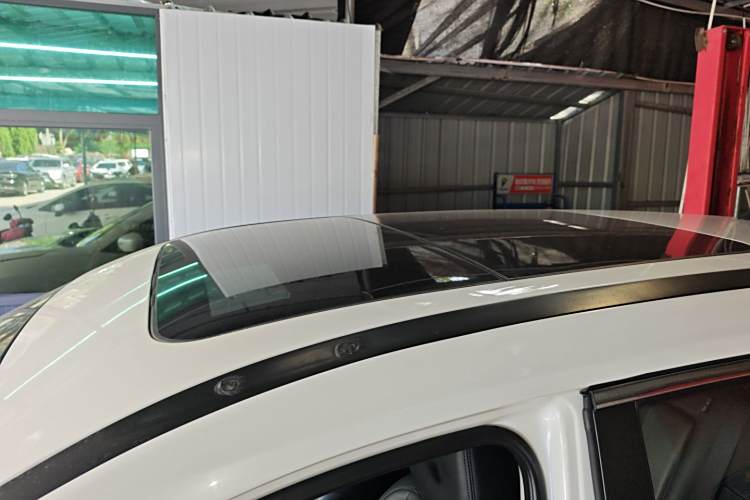 Nissan X-Trail 2019 immagine di auto #25