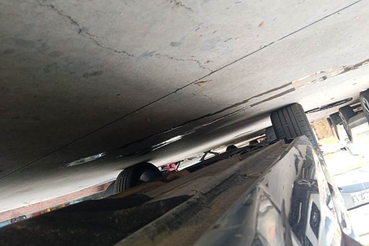 GEELY Tugella 2021 #25 GEELY Tugella 2021 car image #25