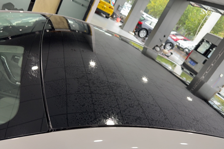 零跑汽车 零跑B01 2025 汽车图片 #25