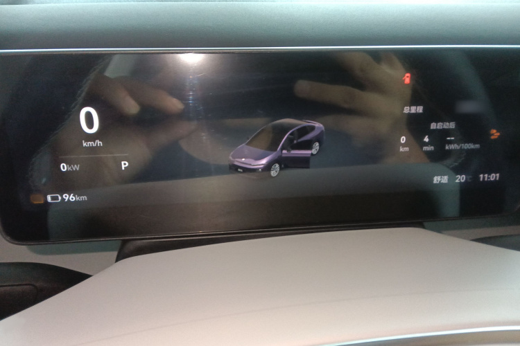 零跑汽车 零跑B01 2025 汽车图片 #25