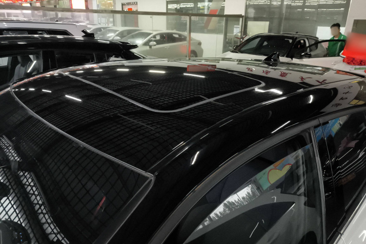 Toyota C-HR EV 2021 immagine di auto #25