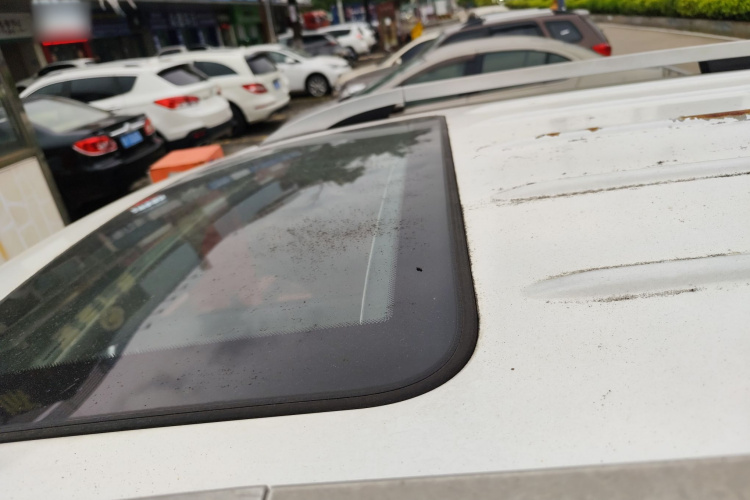 SWM斯威汽车 SWM斯威大虎 2017 #25 SWM斯威汽车 SWM斯威大虎 2017 汽车图片 #25