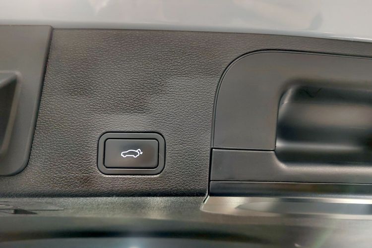 GEELY Tugella S 2021 #25 GEELY Tugella S 2021 car image #25