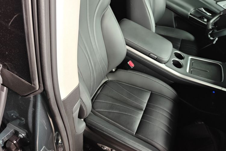 Xpeng G9 2023 imagem de carro #25