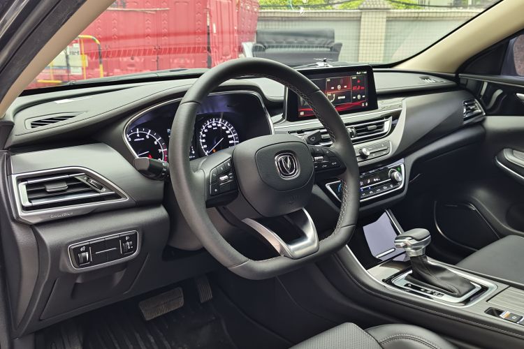 Changan Raeton CC 2020 car image #25