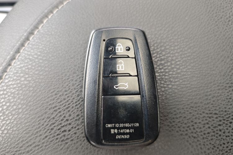 丰田 凯美瑞 2020 汽车图片 #25