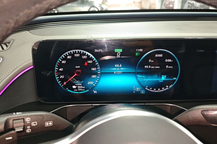 Mercedes-Benz EQC Class 2022 car image #25