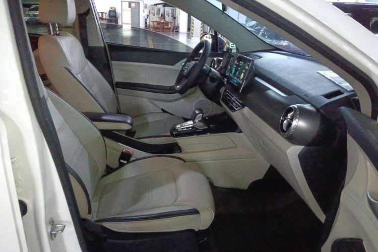 BYD Yuan Pro 2022 car image #25