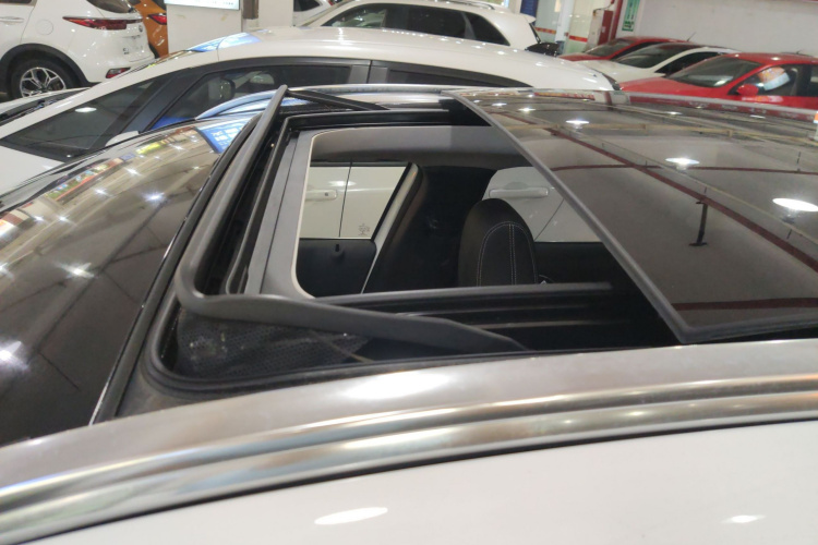 Mercedes-Benz GLA Class (Imported) 2017 car image #25