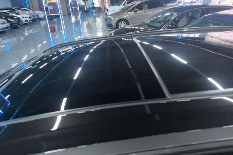 哪吒汽车 哪吒X 2023 #25 哪吒汽车 哪吒X 2023 汽车图片 #25