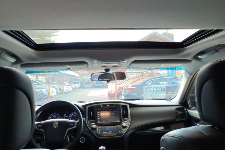 丰田 皇冠 2018 #25 丰田 皇冠 2018 汽车图片 #25