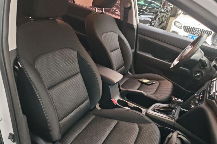 Hyundai Elantra AD 2018 #25 Hyundai Elantra AD 2018 car image #25