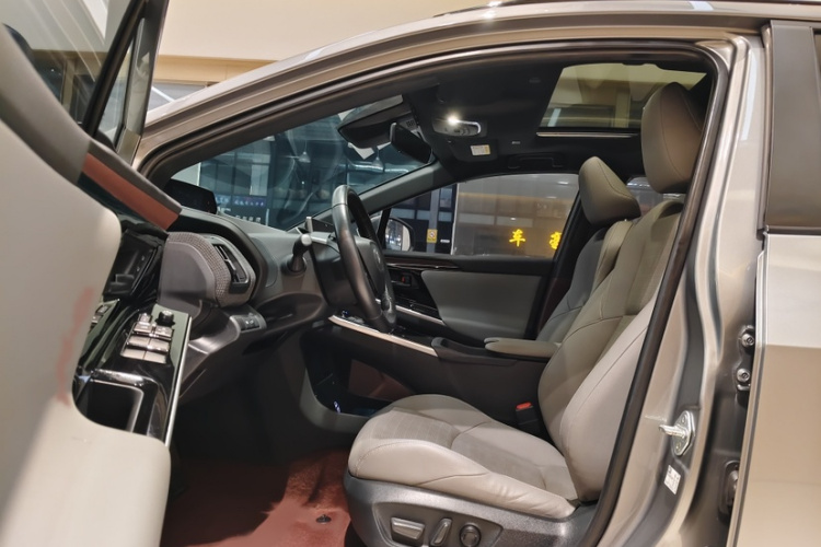 Toyota bZ4X 2023 #25 Toyota bZ4X 2023 immagine di auto #25